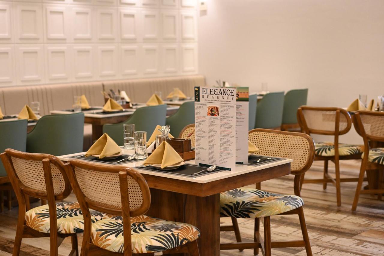 Khanna  Elegance Regency酒店 外观 照片